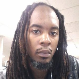 Meet your Posher, Derick